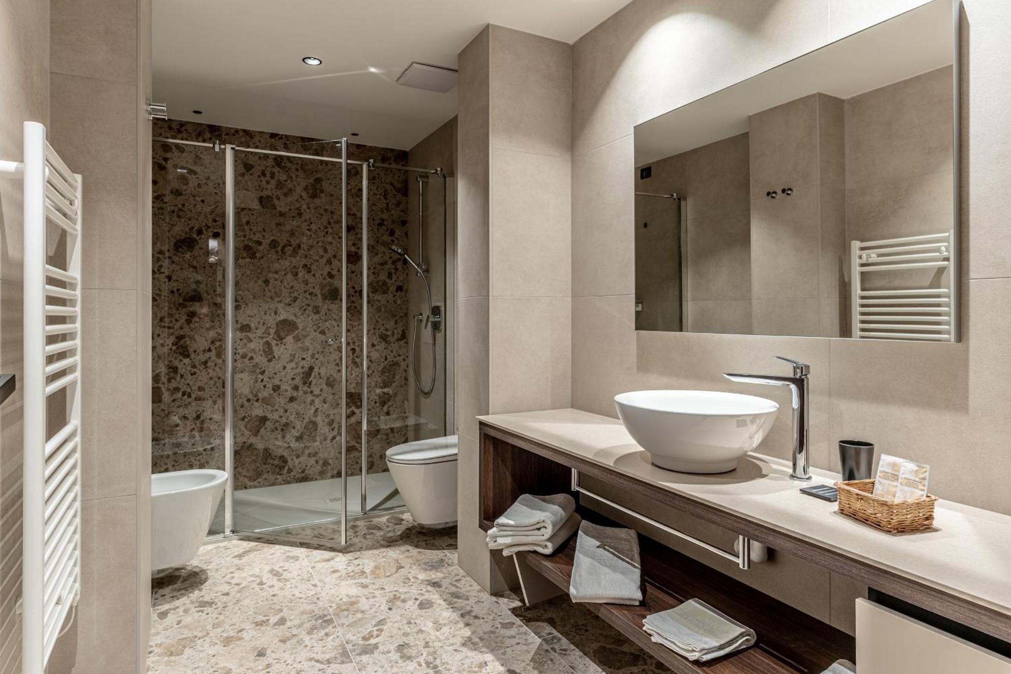 Ariston Hotel 3*