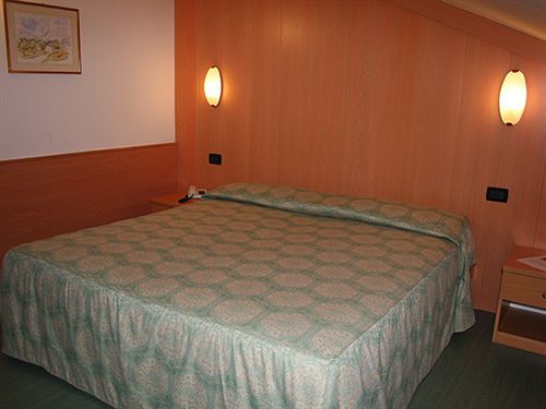 Ariston Hotel